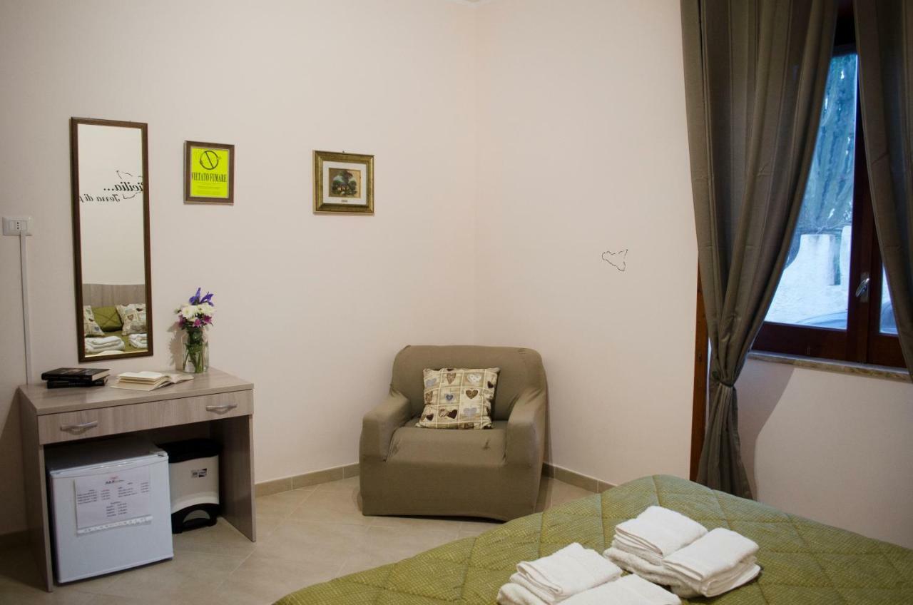 B&B Al Pilone Месина Екстериор снимка